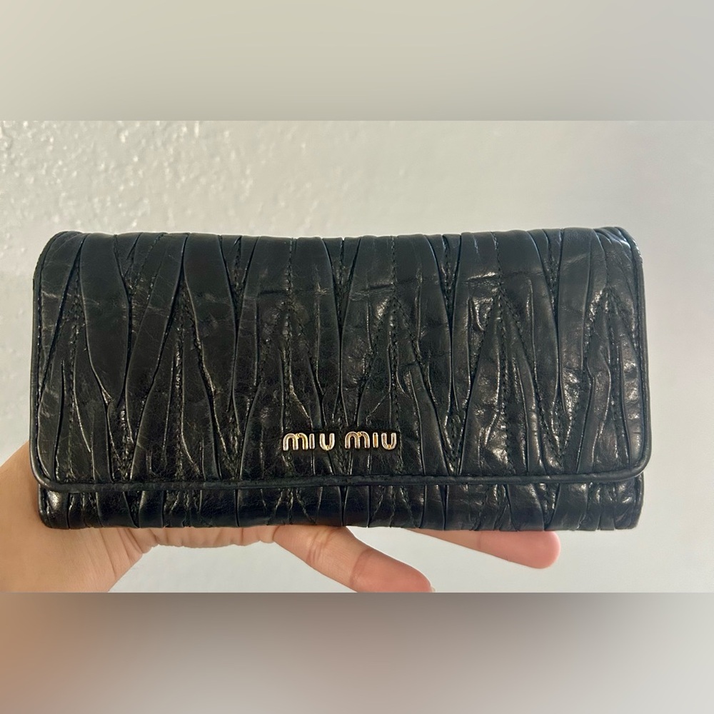 MIU MIU Matelasse Black Leather Long Women Wallet